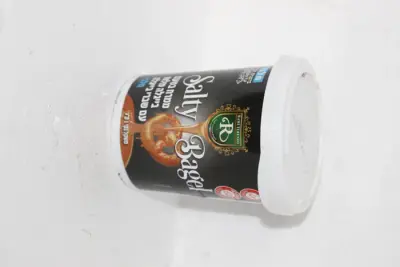 ממרח טופינג ביגלה מלוח בדץ — תמונה 3
